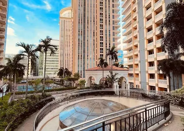 Venice Luxe Twin Bed , Kitchen, Sauna, Pool, For 3 Guests Only Apartment Manila