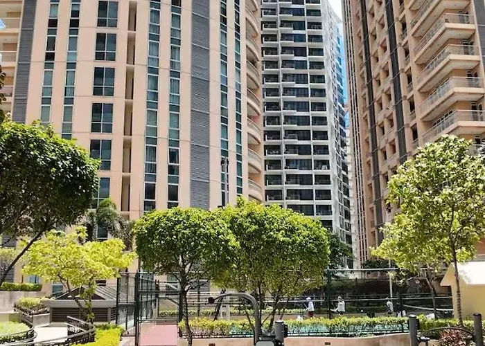 Venice Luxe Twin Bed , Kitchen, Sauna, Pool, For 3 Guests Only Manila