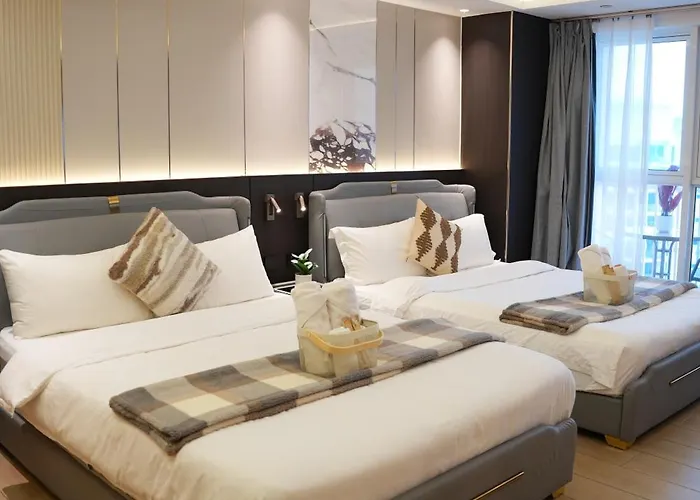 Venice Luxe Twin Bed , Kitchen, Sauna, Pool, For 3 Guests Only Apartment *