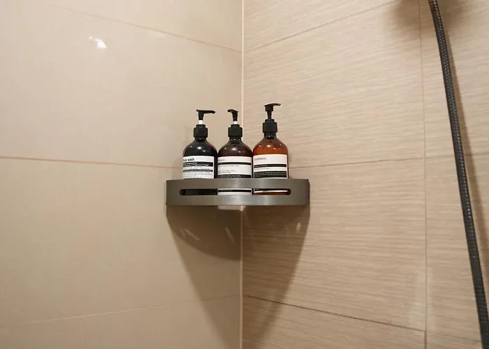 Venice Luxe Twin Bed , Kitchen, Sauna, Pool, For 3 Guests Only 马尼拉
