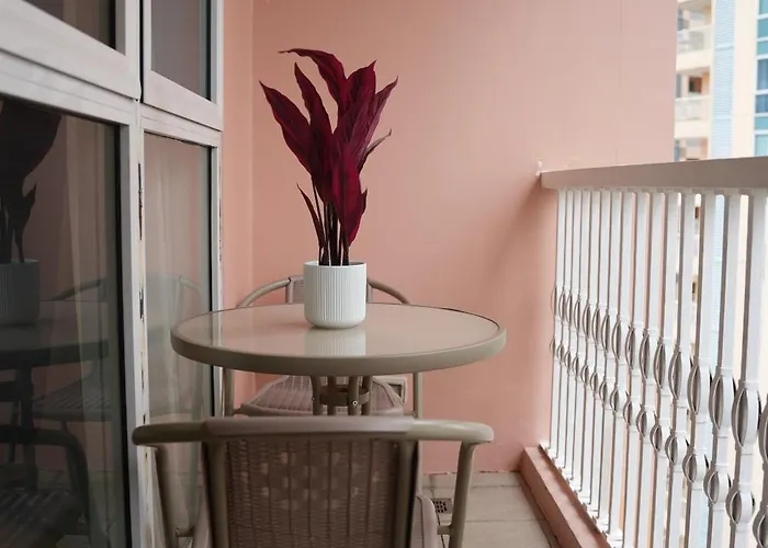 Venice Luxe Twin Bed , Kitchen, Sauna, Pool, For 3 Guests Only 公寓