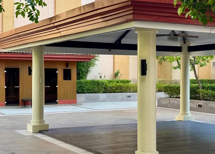 Venice Luxe Twin Bed , Kitchen, Sauna, Pool, For 3 Guests Only Apartment